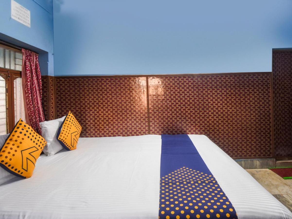 היידראבד Oyo Flagship 74392 Hotel Mahesh Residency מראה חיצוני תמונה